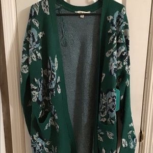 Green Pioneer Woman floral cardigan.